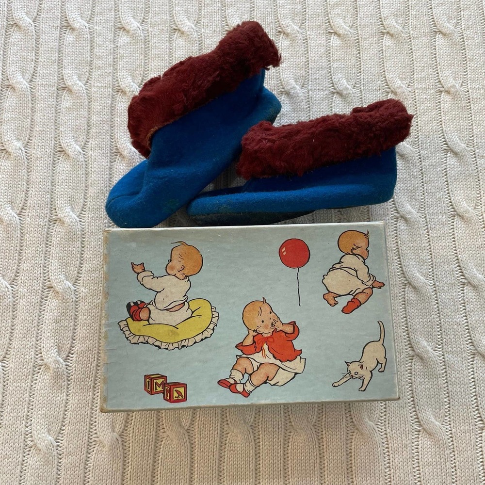 Vintage Red Goose Shoes Slippers with Original Box